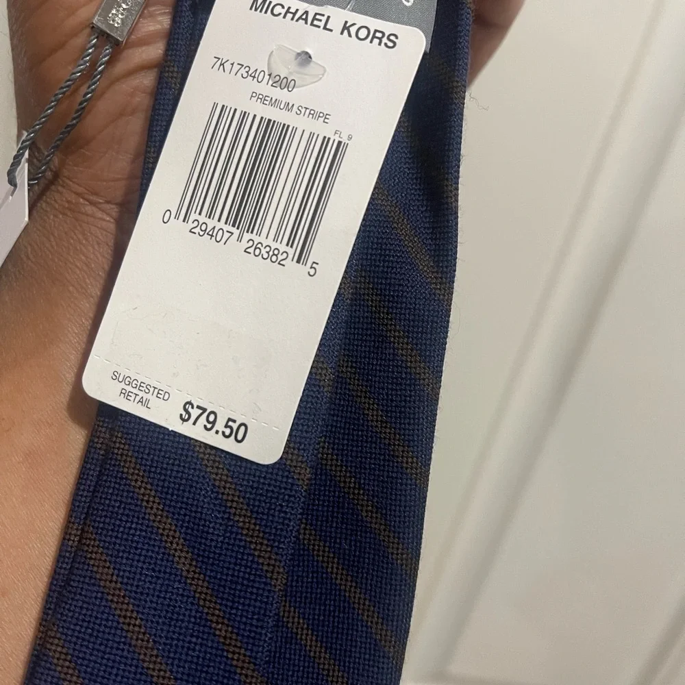 NWT Michael Kors Navy Tie with Brown Diagonal Stripe Sz OS - Picture 4 of 14